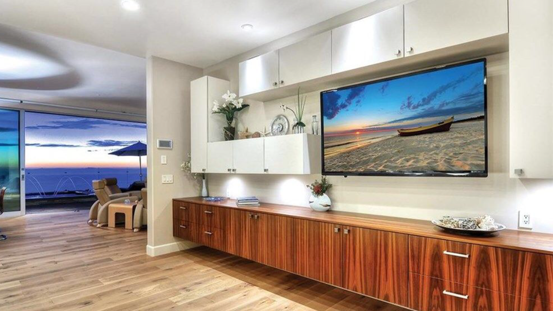 Entertainment Centers